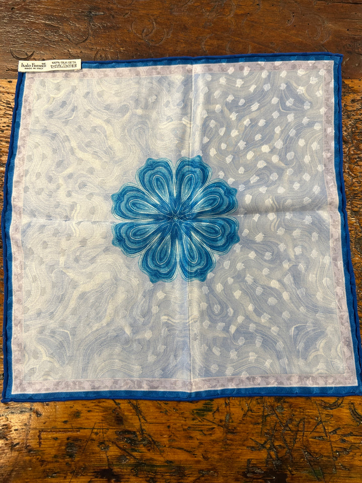 FLORAL POCKET SILK - BLUE