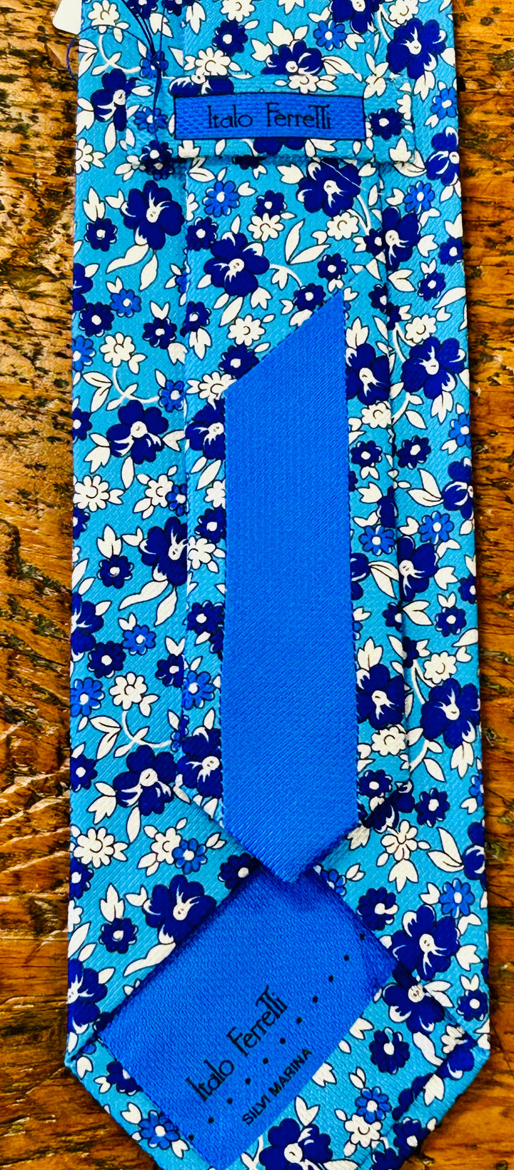 FLORAL BURST NECKTIE