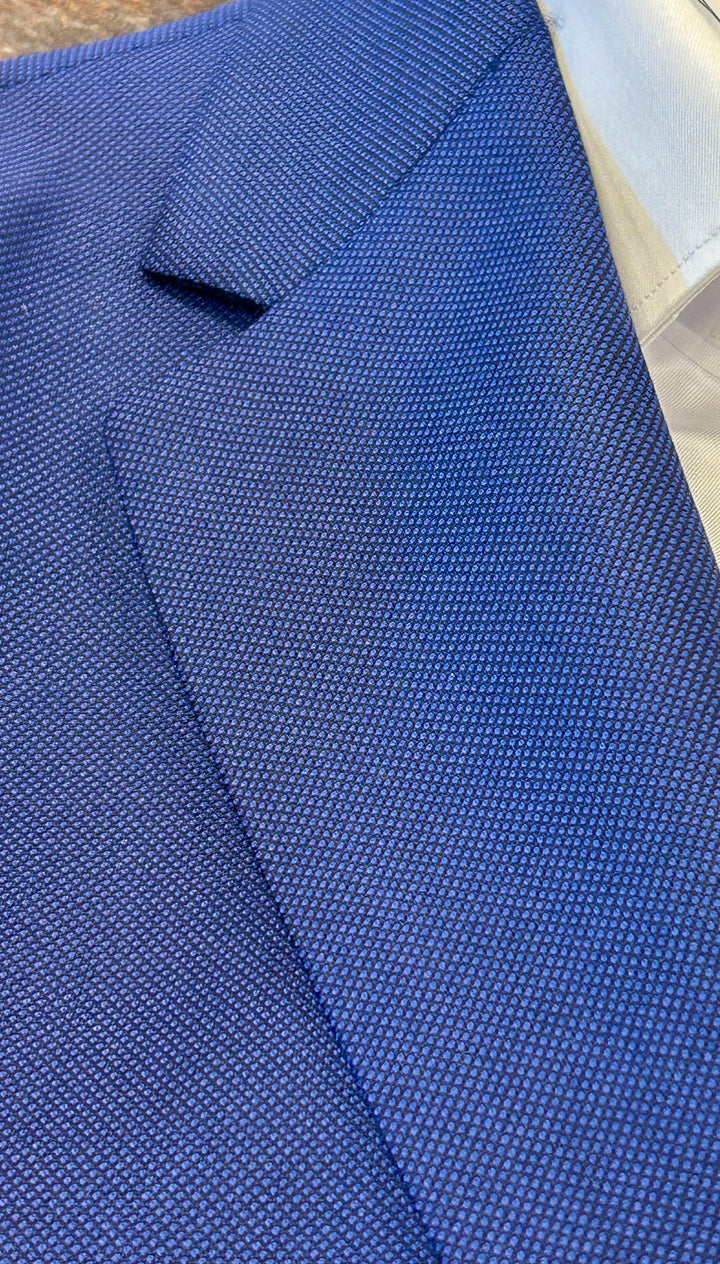 NAILHEAD SUIT