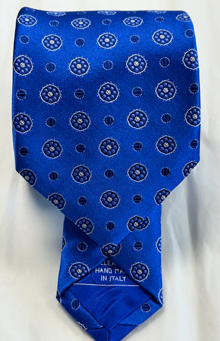 GEOMETRIC  NECKTIE