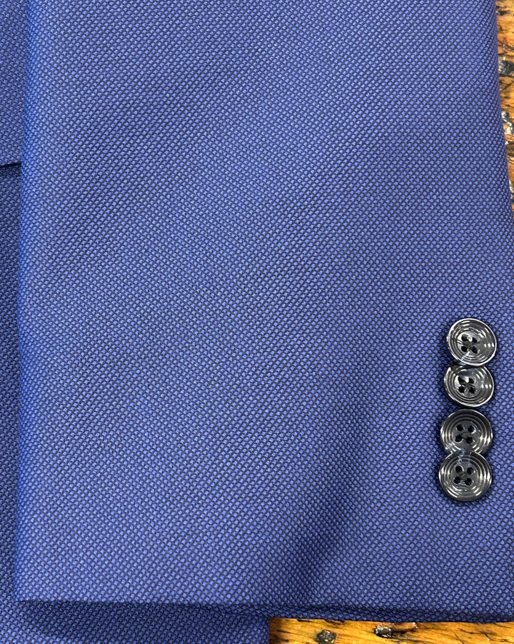 NAILHEAD SUIT
