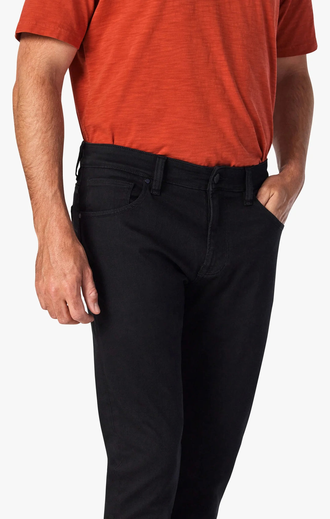 BLACK URBAN JEAN