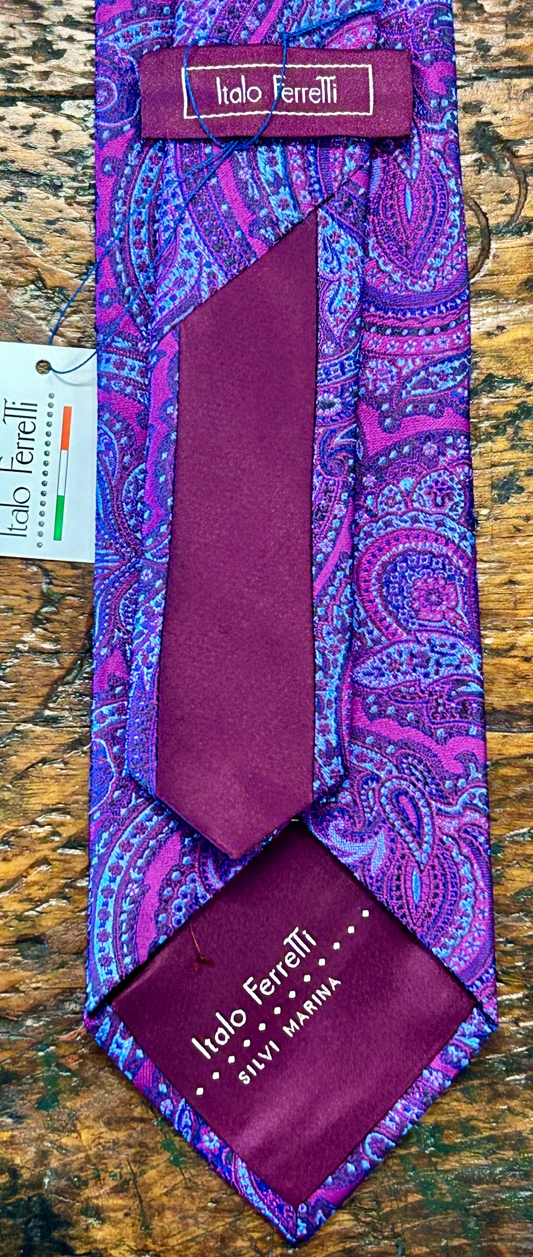 WOVEN PAISLEY NECKTIE - FUCHSIA