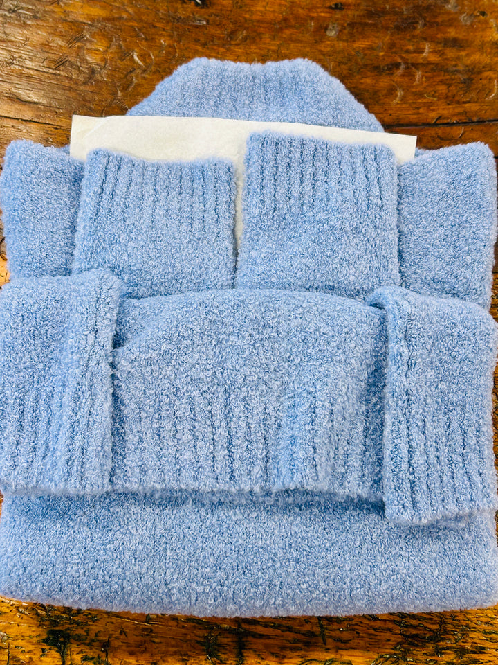 SOUTH LAKE BOUCLE SWEATER