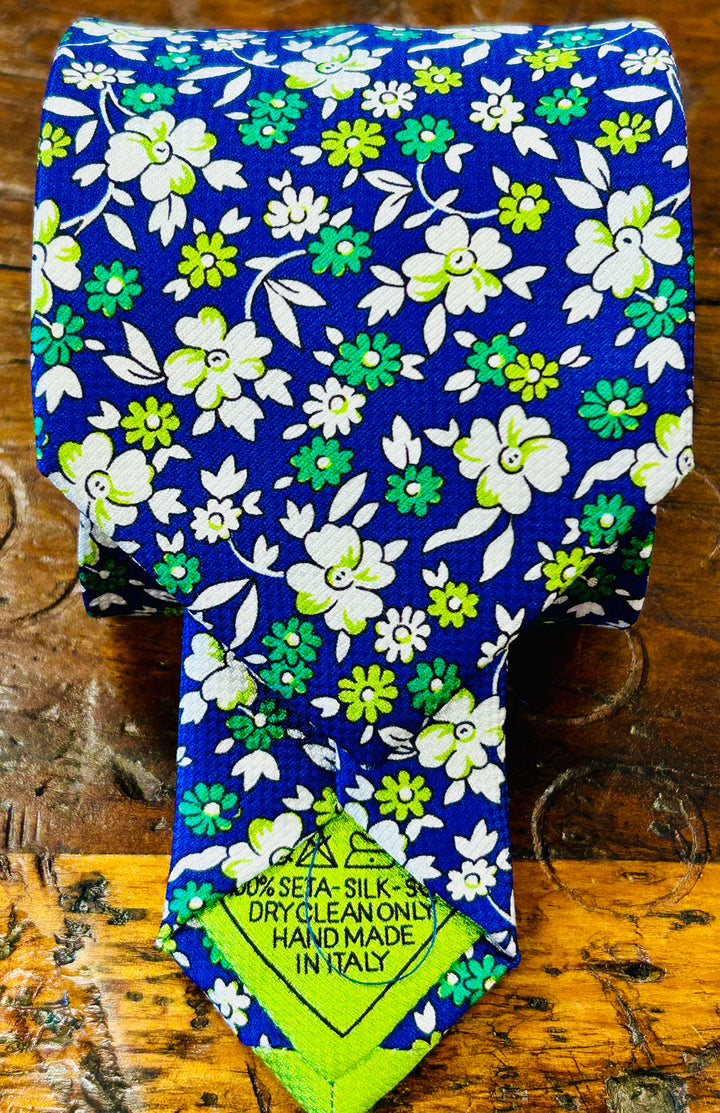 FLORAL BURST NECKTIE