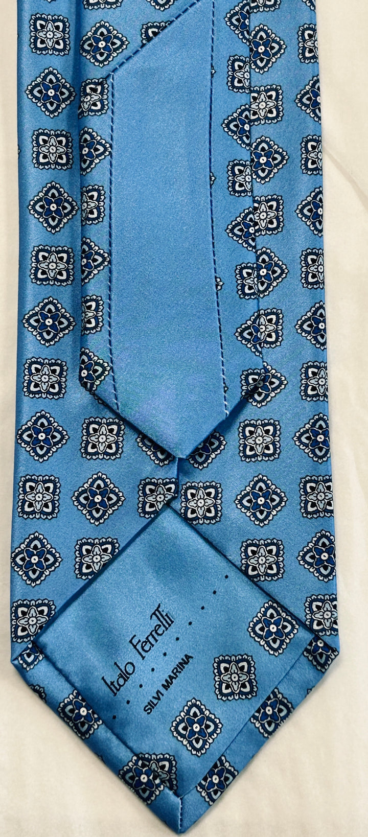 GEOMETRIC  NECKTIE -BLUE