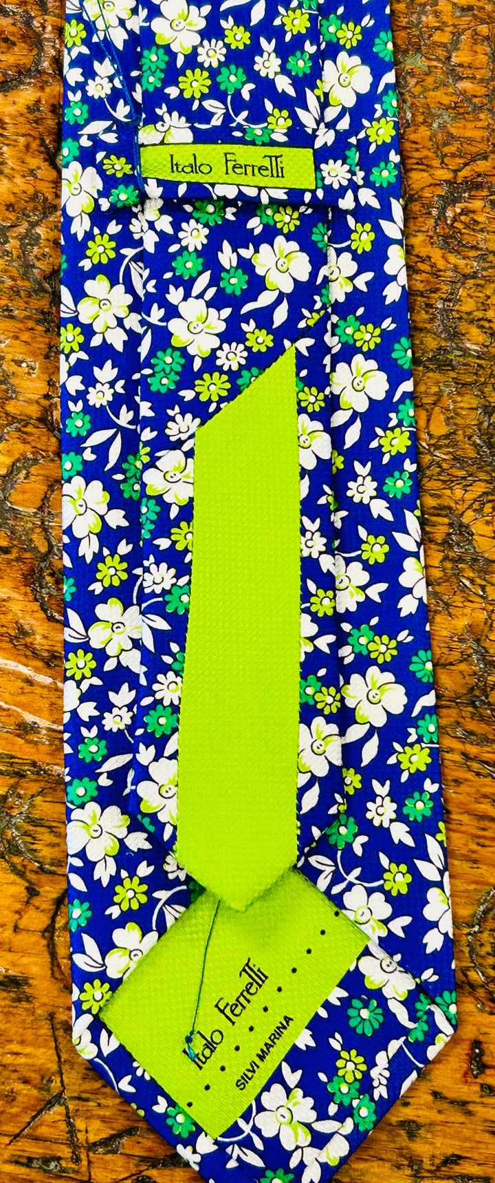FLORAL BURST NECKTIE