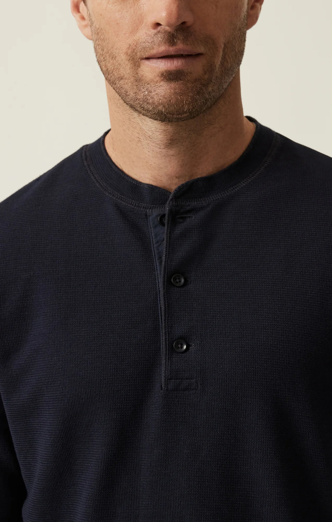 LONG SLEEVE HENLY