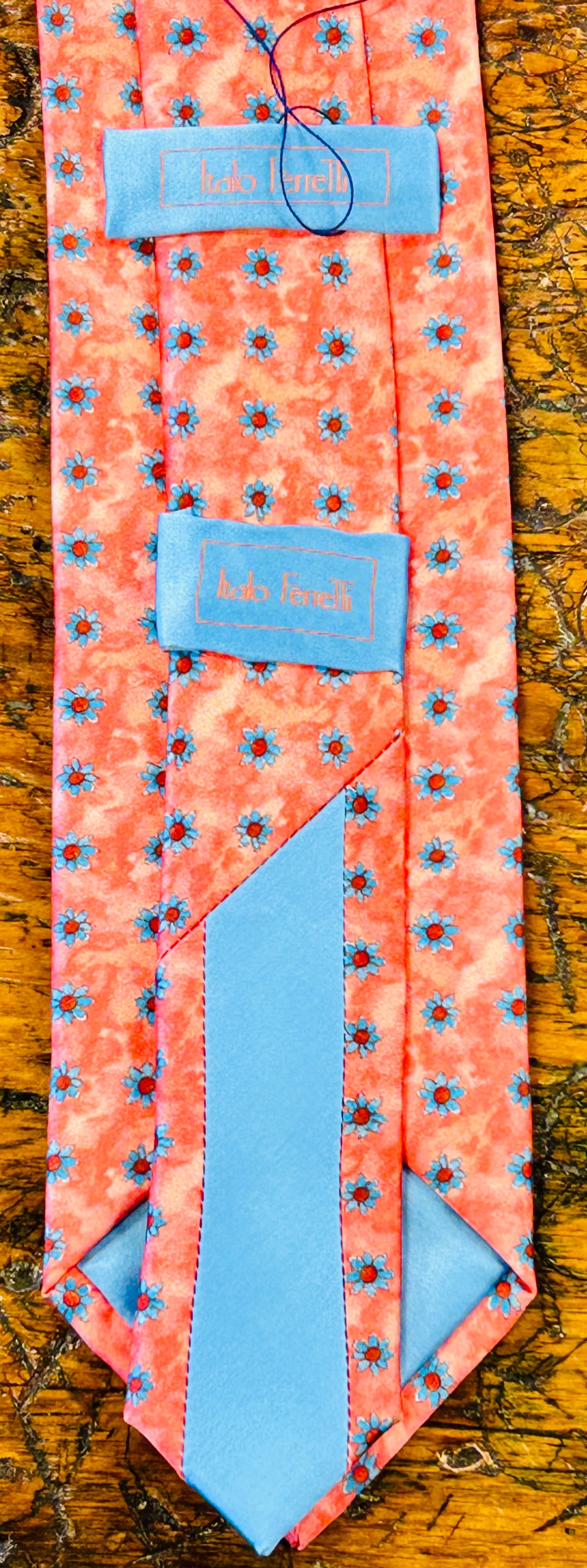 FLORAL SATIN NECKTIE