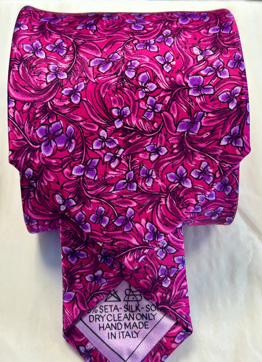 FLORAL PRINT NECKTIE - FUCHSIA