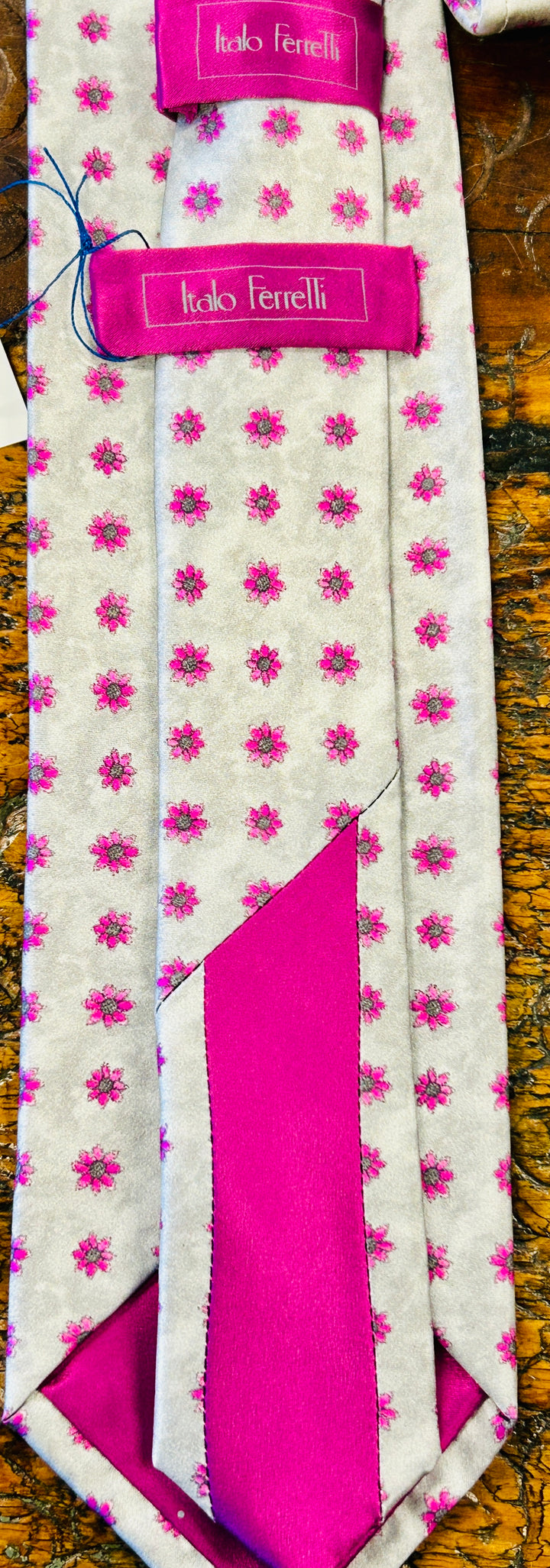 FLORAL SATIN NECKTIE