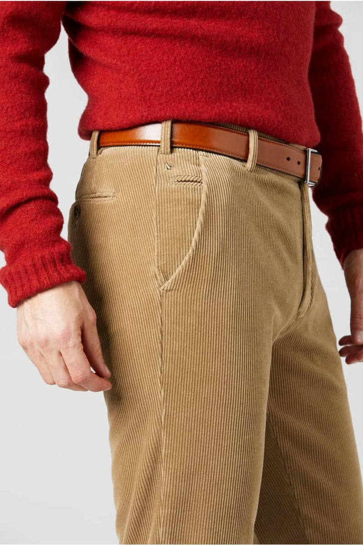 CORDUROY CHINOS