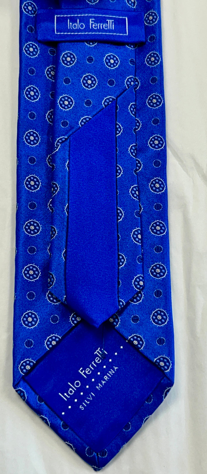 GEOMETRIC  NECKTIE