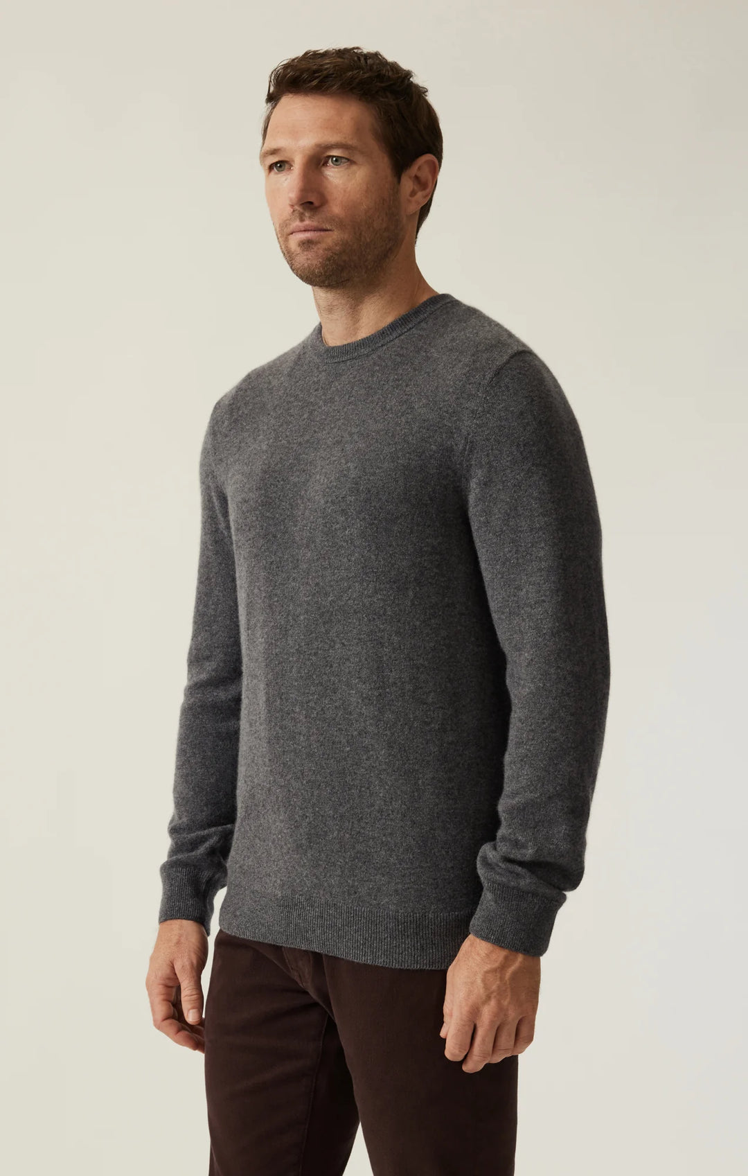 CREW NECK SWEATER